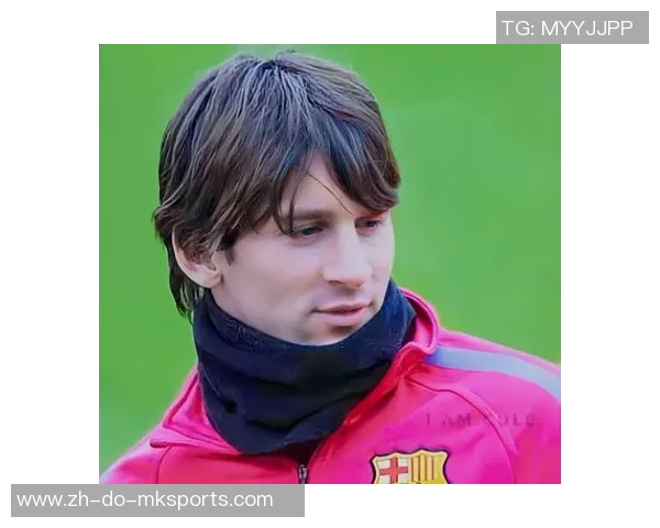 世界足球十三号球星盘点:从传奇到新星的精彩表现解析 世界足球十三号球星盘点:从传奇到新星的精彩表现解析