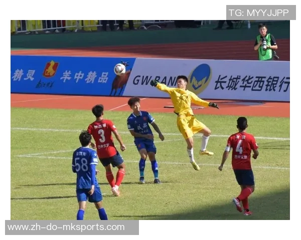 足球场上的十大带刀侍卫:这些球星以防守铁腕称霸绿茵场 足球场上的十大带刀侍卫:这些球星以防守铁腕称霸绿茵场